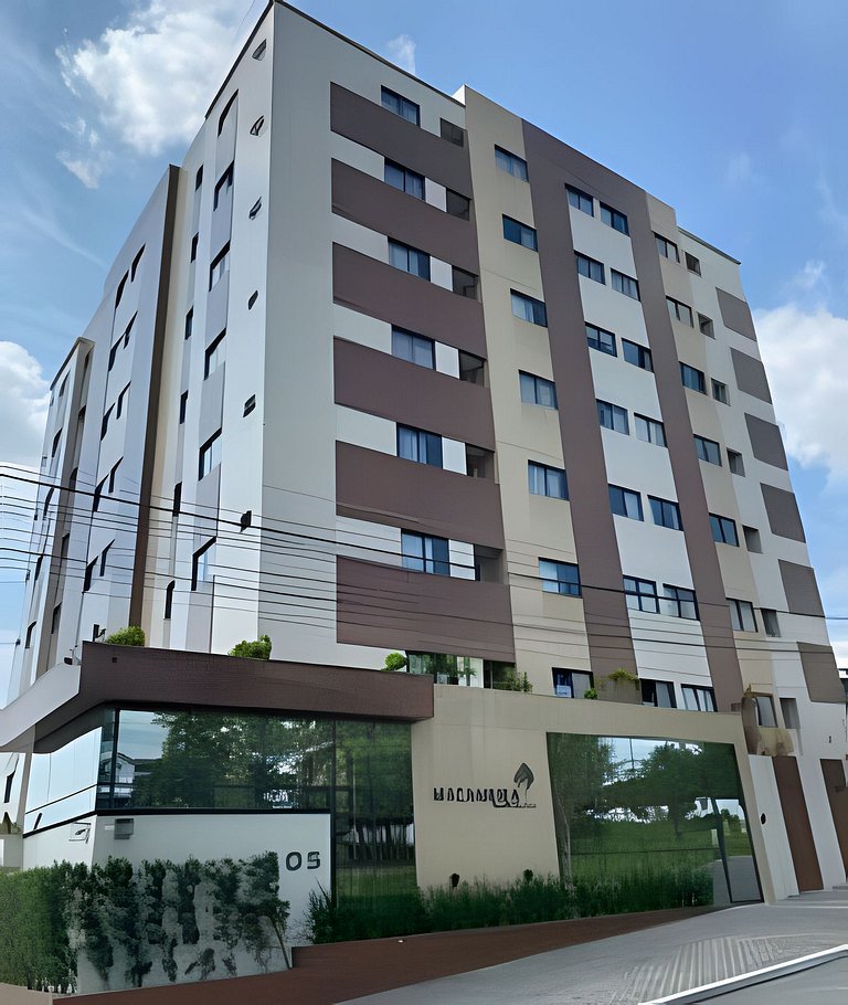 Apto elegante no Catolé 605